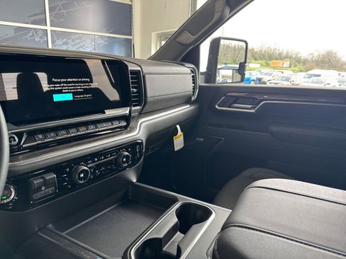New 2026 Chevrolet Silverado 2500 LTZ w/ LTZ Convenience Package image 25