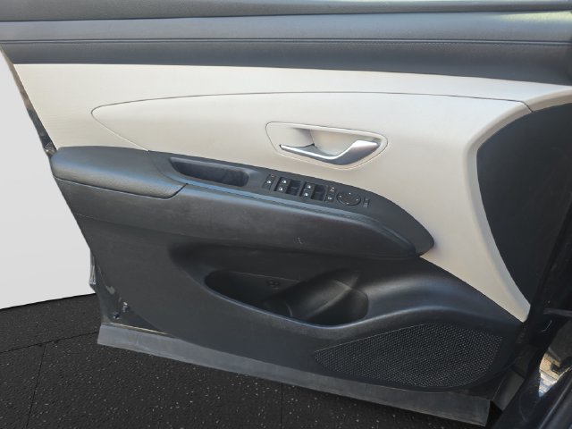 Used 2025 Hyundai Tucson SEL AWD/4WD image 26