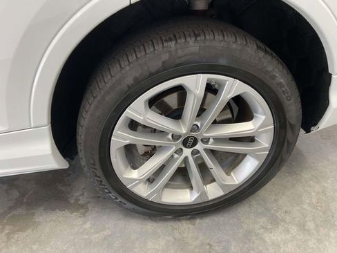 Used 2025 Audi Q7 3.0T Premium Plus image 10