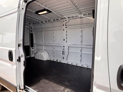 New 2025 RAM ProMaster 2500 w/ Convenience Group image 21