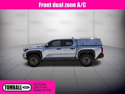 Used 2025 Toyota Tacoma Trailhunter image 4