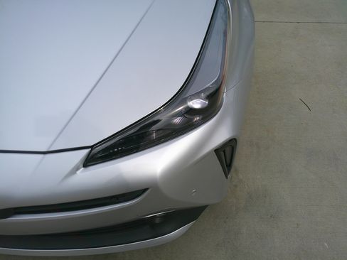 Used 2022 Toyota Prius image 7