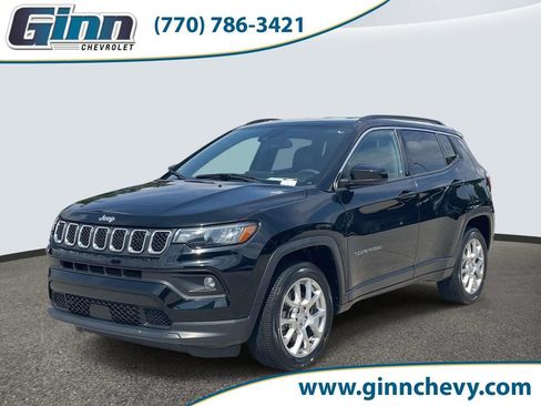 Used 2023 Jeep Compass Latitude AWD/4WD image 1