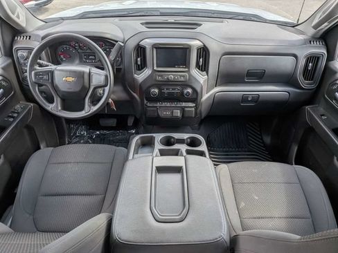Used 2021 Chevrolet Silverado 1500 Custom AWD/4WD image 12