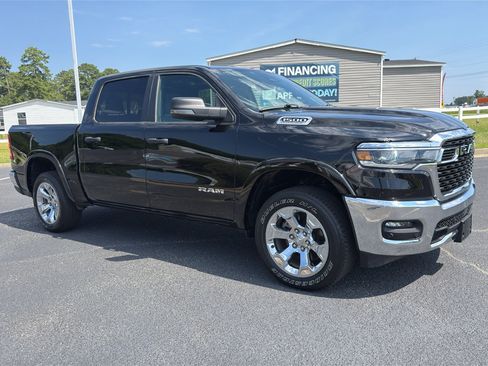 Used 2026 RAM 1500 Big Horn AWD/4WD image 2
