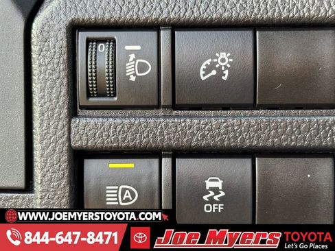 Used 2026 Toyota Tacoma SR image 25