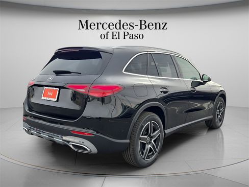 New 2026 Mercedes-Benz GLC 300 image 3