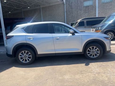 Used 2023 MAZDA CX-5 AWD 2.5 S w/ Select Package image 5