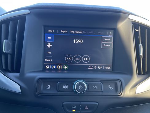 Used 2023 GMC Terrain SLE w/ Driver Convenience Package image 24