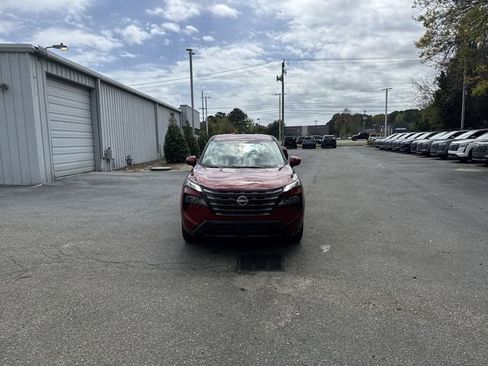 New 2026 Nissan Rogue SV AWD/4WD image 2