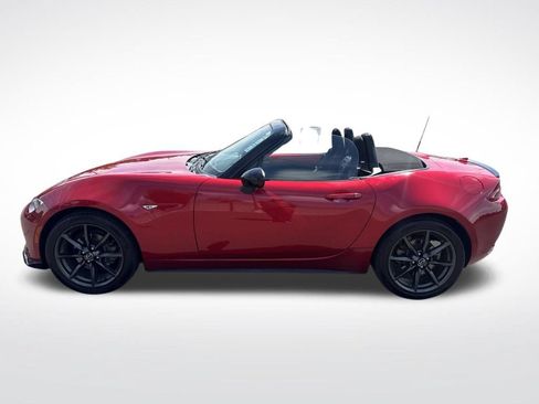 Used 2016 MAZDA MX-5 Miata Club RWD image 4