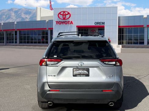 New 2025 Toyota RAV4 XLE Premium w/ Weather Package AWD/4WD image 4