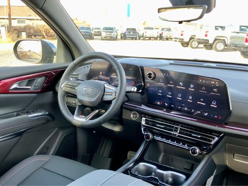 New 2026 Chevrolet Traverse Z71 w/ Driver Confidence Package image 40