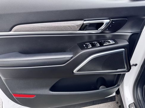 Used 2022 Kia Telluride SX image 18