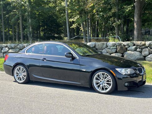 Used 2013 BMW 335i Convertible RWD image 24