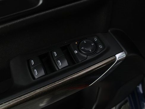 Used 2021 Chevrolet Silverado 1500 LT image 14