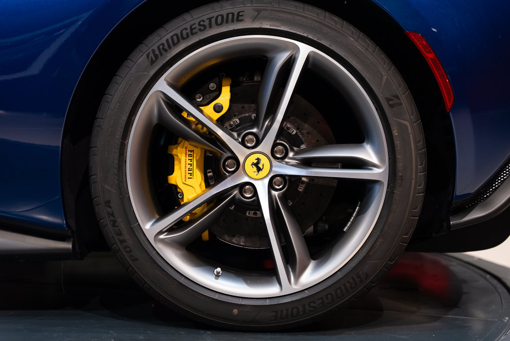 Certified 2024 Ferrari 296 GTB RWD image 13