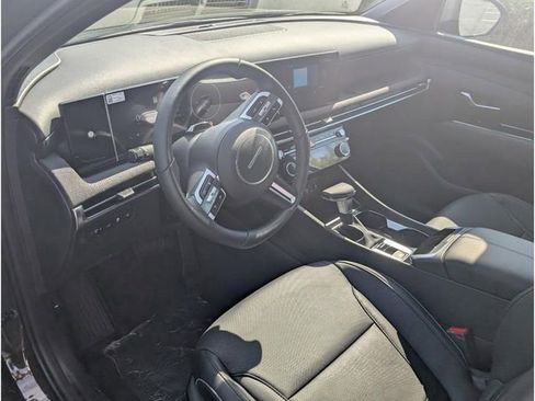 New 2026 Hyundai Santa Cruz Limited AWD/4WD image 15