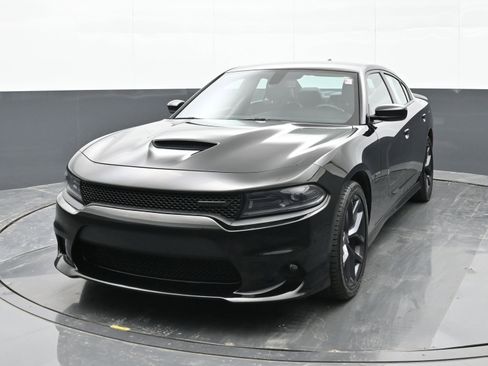 Used 2023 Dodge Charger R/T w/ Plus Group image 4