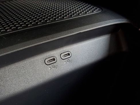 New 2025 Chevrolet Blazer EV RS image 30