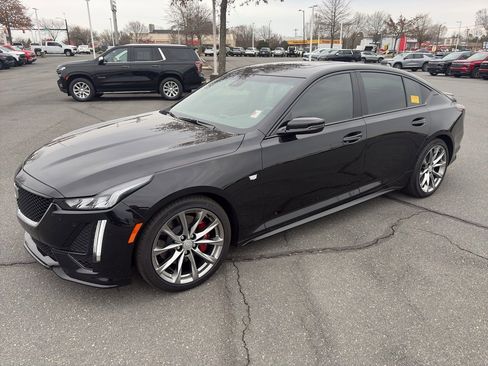Used 2024 Cadillac CT5 Sport image 3