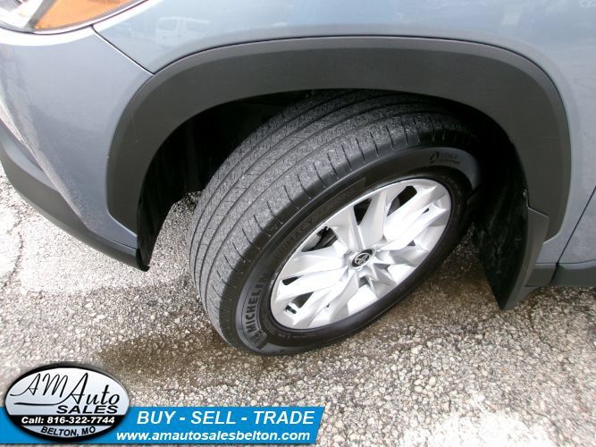 Used 2024 Toyota Corolla Cross LE AWD/4WD image 21