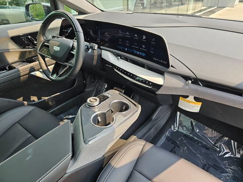 New 2026 Cadillac Optiq Luxury 1 AWD/4WD image 10