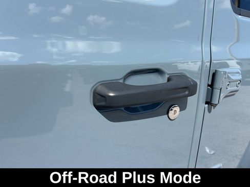 Used 2024 Jeep Wrangler Willys image 21