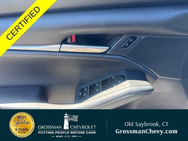Used 2023 MAZDA MAZDA3 s FWD image 10