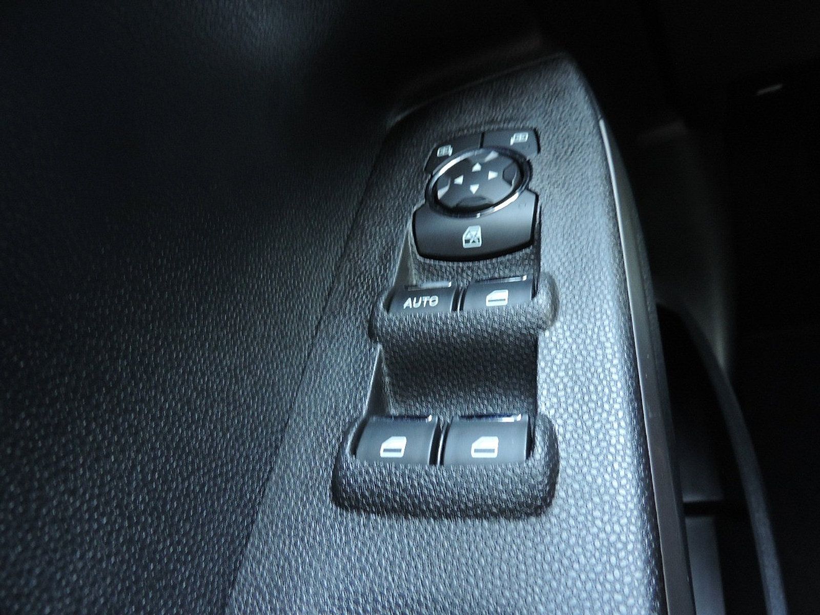 Used 2021 Ford EcoSport Titanium FWD image 22