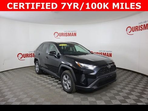 Used 2025 Toyota RAV4 XLE AWD/4WD image 14