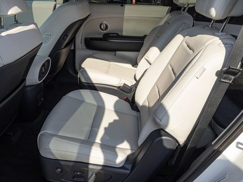 Used 2026 Hyundai Palisade Calligraphy FWD image 30