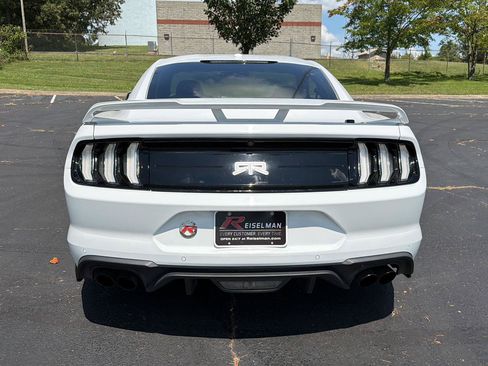 Used 2019 Ford Mustang GT Premium w/ GT Performance Package RWD image 6