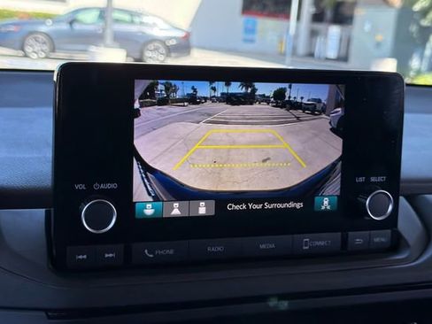 Certified 2024 Honda Accord EX image 22