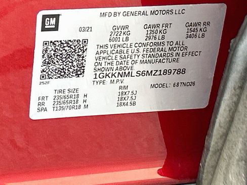 Used 2021 GMC Acadia SLT w/ LPO, Floor Liner Package FWD image 43