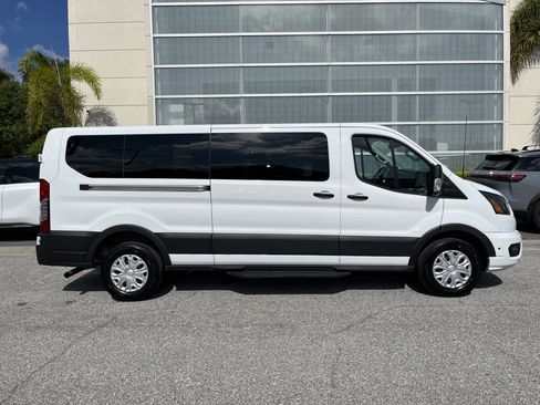 Used 2025 Ford Transit 350 XLT RWD image 9