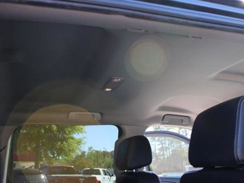 Used 2018 Chevrolet Silverado 1500 LT image 24