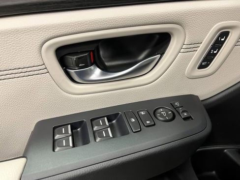 New 2026 Honda Pilot Touring image 13