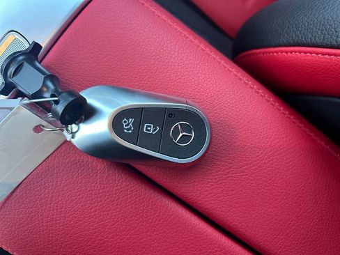 New 2026 Mercedes-Benz GLC 300 4MATIC image 29