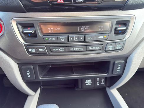 Used 2018 Honda Pilot EX-L image 19