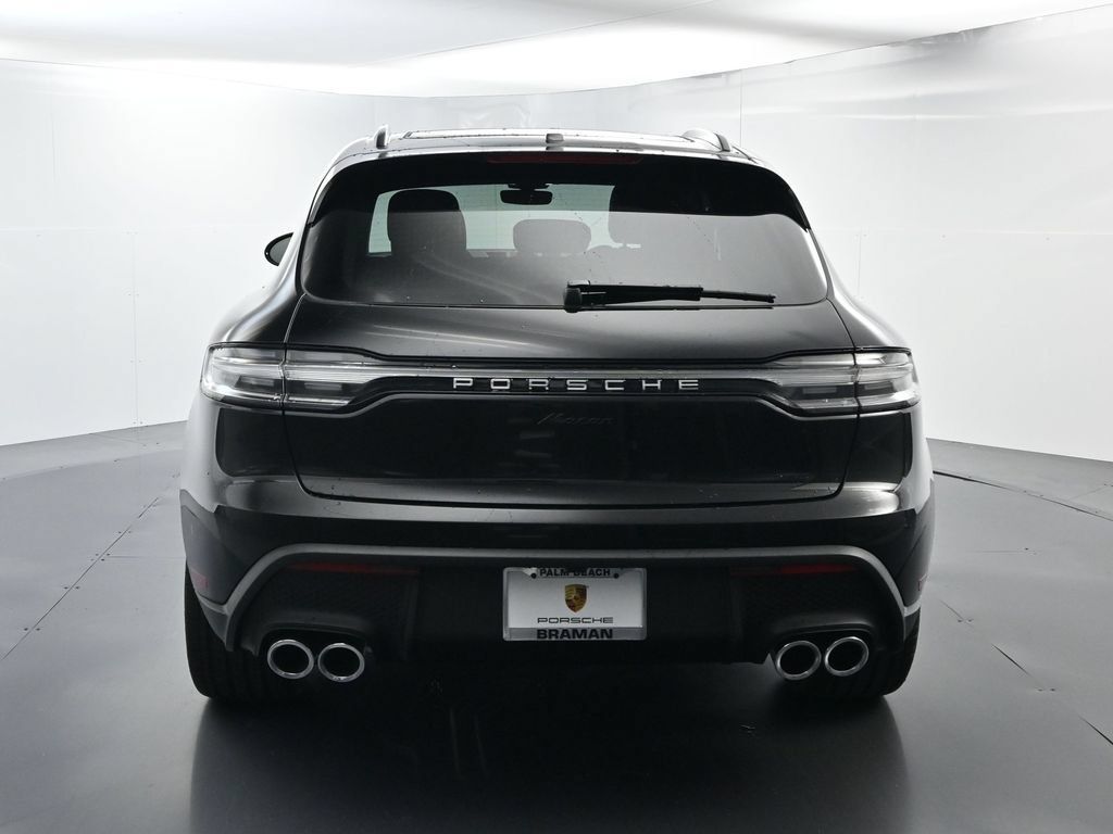 Certified 2026 Porsche Macan AWD/4WD image 13