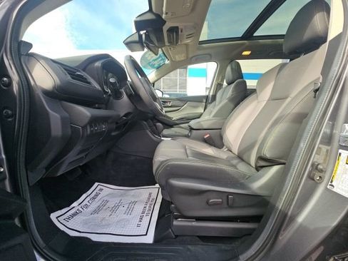 Used 2024 Subaru Ascent Onyx Edition image 10