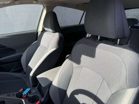 Used 2025 Subaru Crosstrek 2.0i Premium image 22