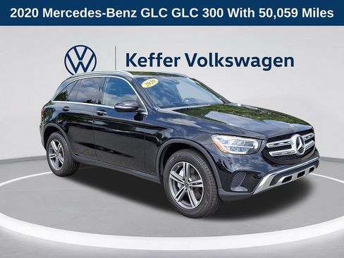 Used 2020 Mercedes-Benz GLC 300 w/ Premium Package image 1