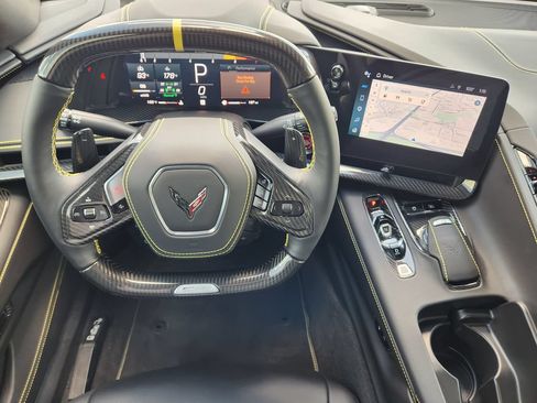 Used 2025 Chevrolet Corvette E-Ray AWD/4WD image 27