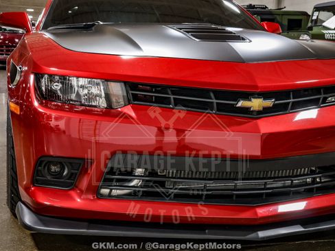 Used 2015 Chevrolet Camaro SS w/ SS Performance Package RWD image 19