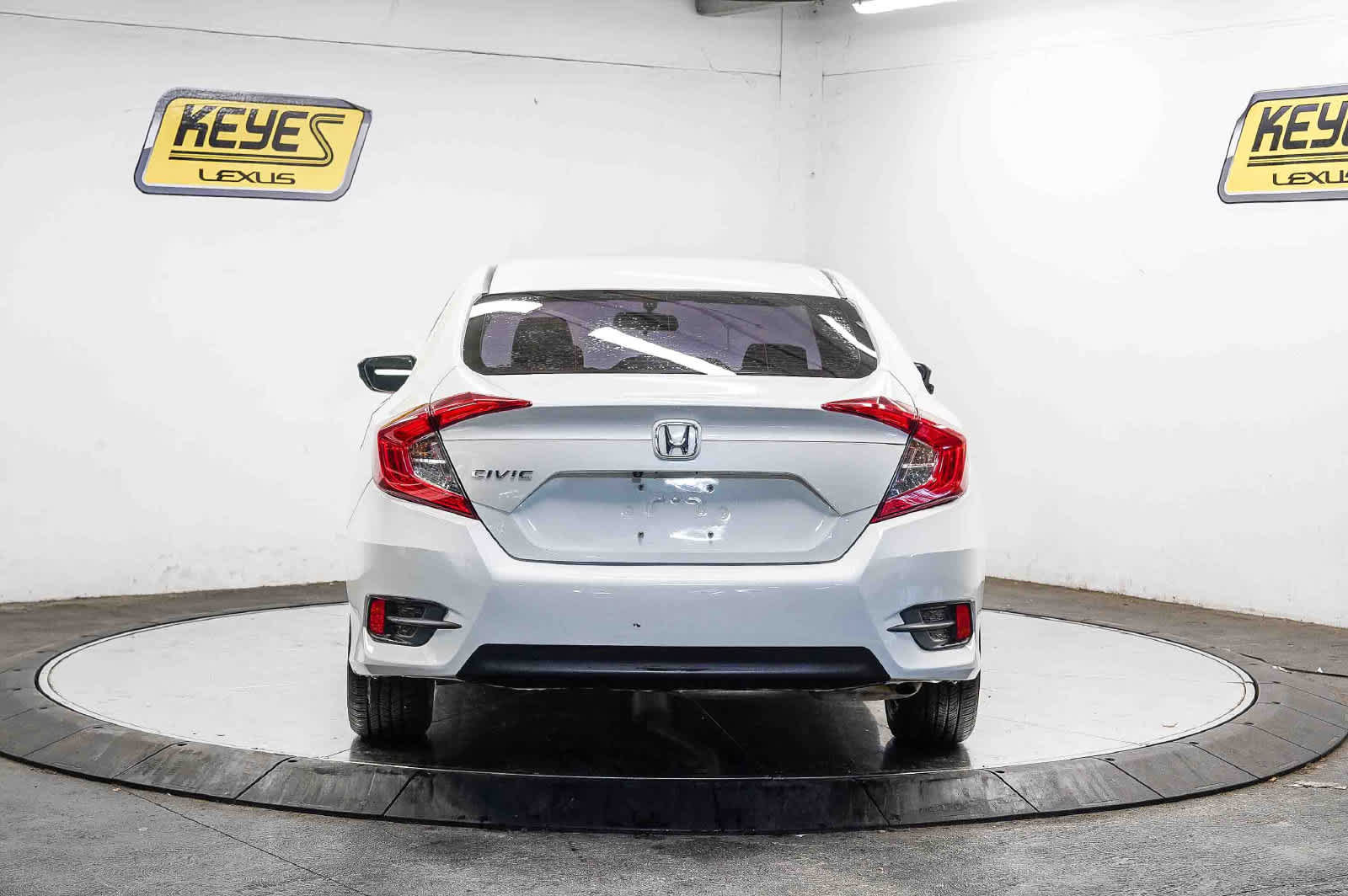 Used 2016 Honda Civic EX image 3