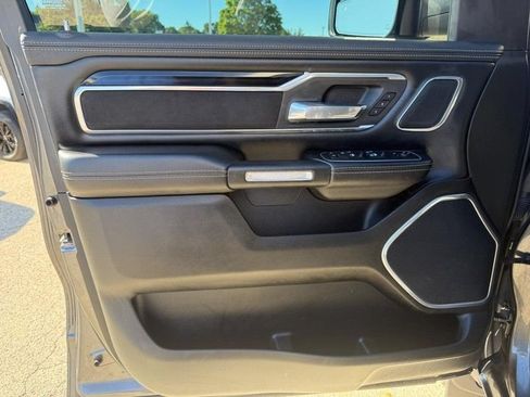 Used 2021 RAM 1500 Laramie AWD/4WD image 19