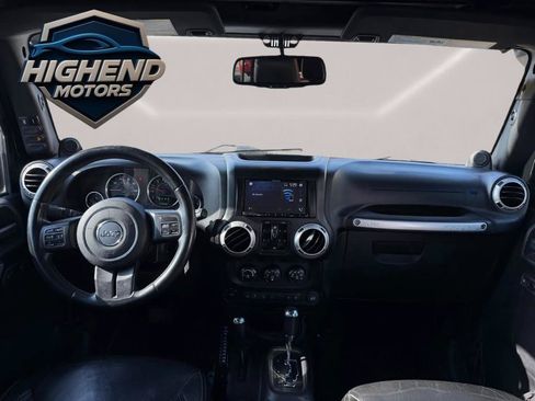 Used 2014 Jeep Wrangler Unlimited Rubicon w/ Dual Top Group AWD/4WD image 20