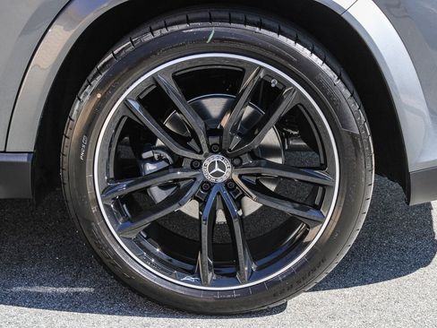 New 2026 Mercedes-Benz GLS 580 4MATIC image 10